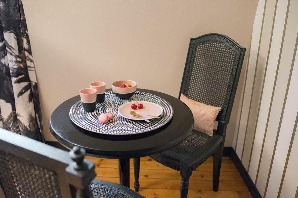 Bed and Breakfast Marnie Et Mister H Ренн Екстер'єр фото